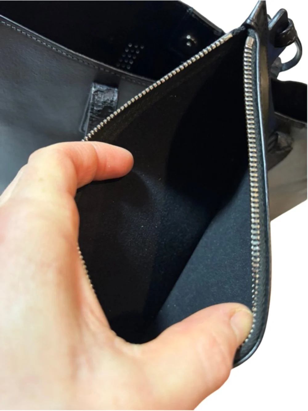 Saint Laurent Calfskin Perforated East West Shopping Tote Black Leather - Picture 14 of 16